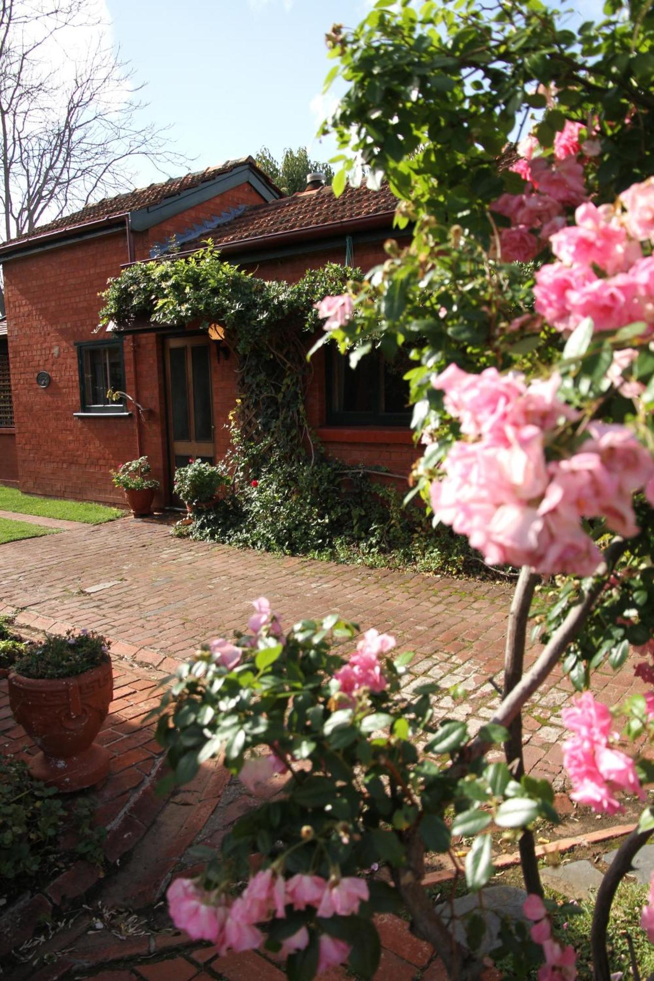 לינה וארוחת בוקר אדלייד Buxton Manor מראה חיצוני תמונה